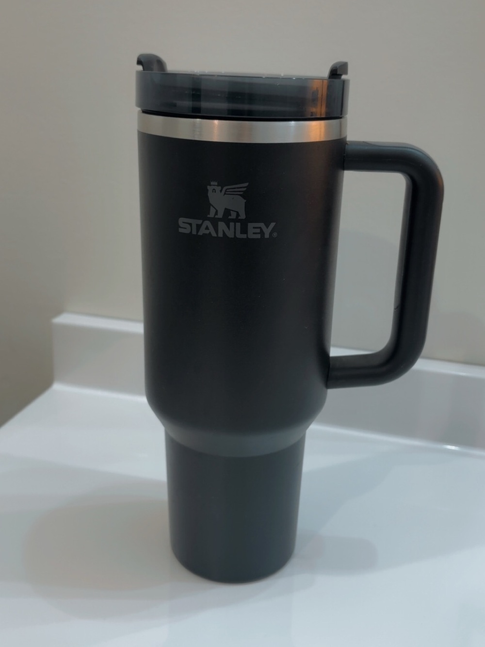 Black Stanley Quencher Tumbler cup 40oz